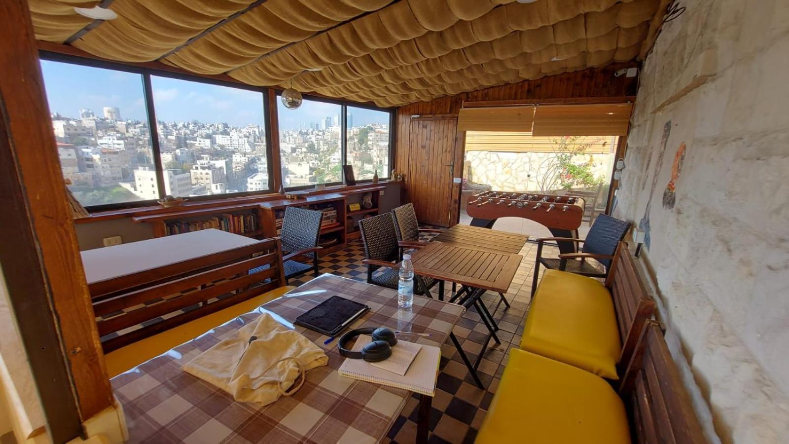 Carob Hostel Amman Ngoại thất bức ảnh